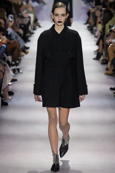 Look 2